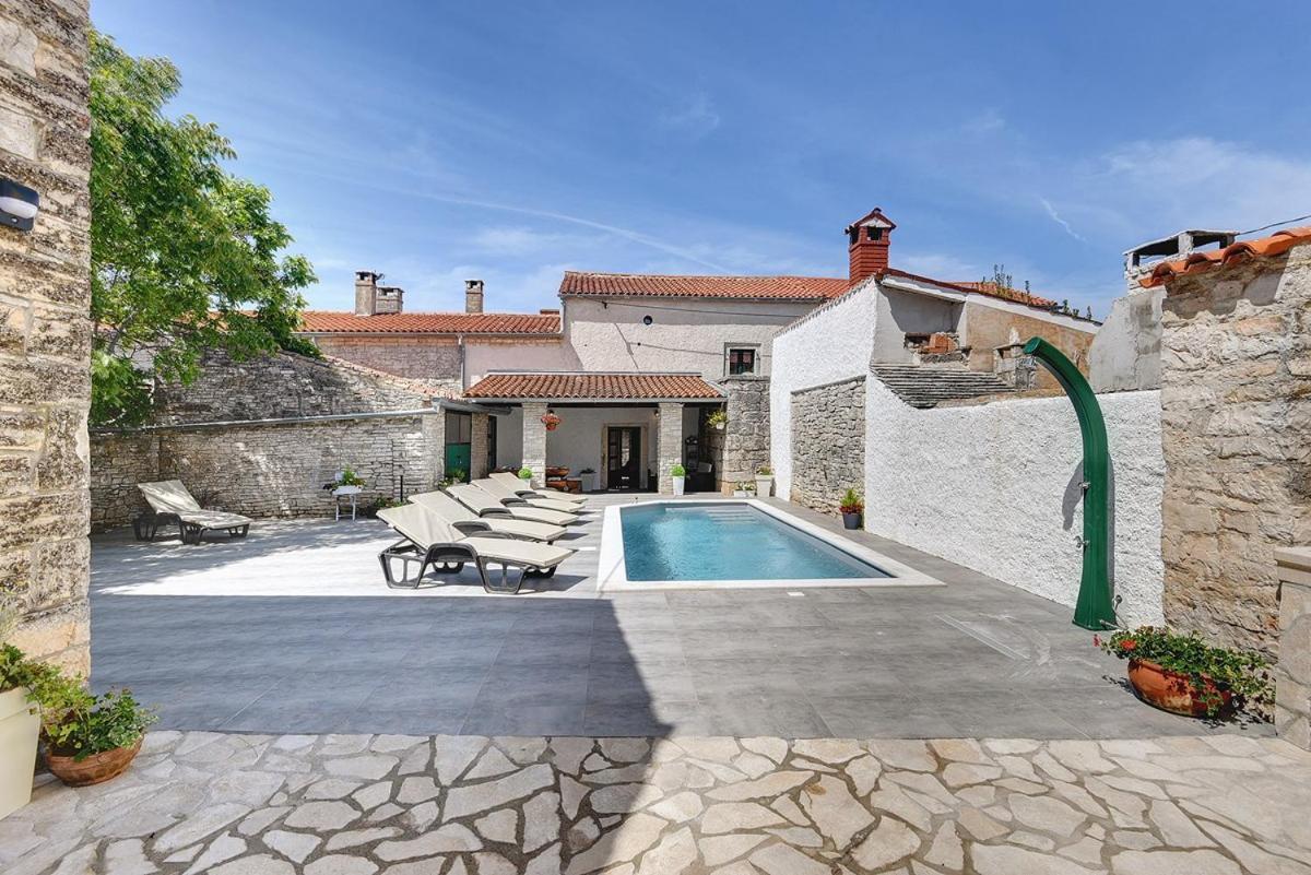 Villa Micol Gajana Exterior foto